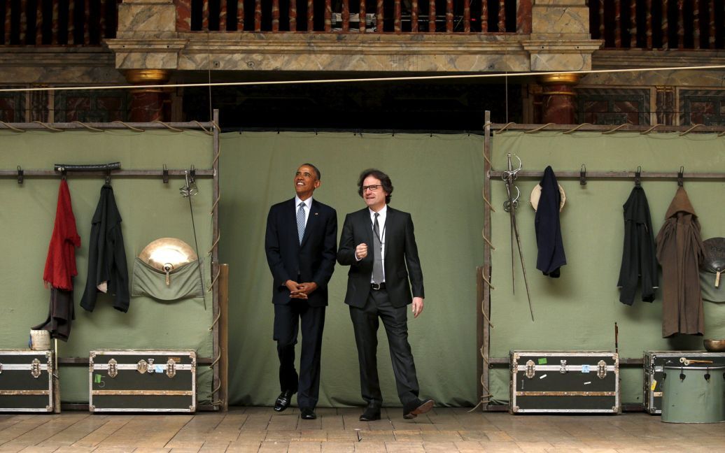 Барак Обама відвідав театр "Глобус". / © Reuters