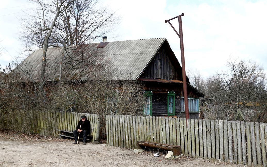 Иван Шамьянок всю свою жизнь прожил в зоне отчуждения. / © Reuters