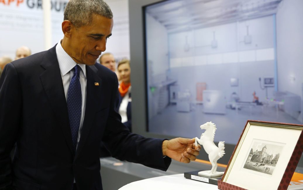 Президент США Барак Обама та подарунок від федеральної землі Баден - Вюртемберг / © Reuters