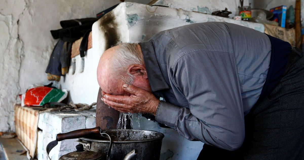 Иван Шамьянок всю свою жизнь прожил в зоне отчуждения. / © Reuters