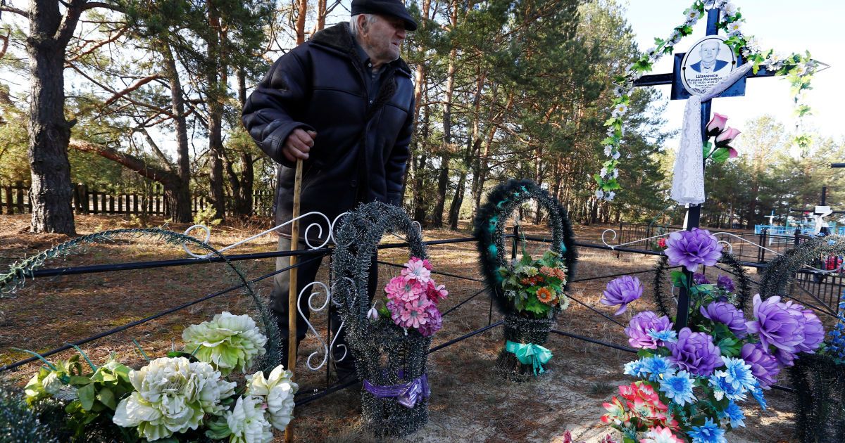 Иван Шамьянок всю свою жизнь прожил в зоне отчуждения. / © Reuters