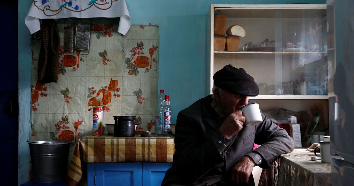 Иван Шамьянок всю свою жизнь прожил в зоне отчуждения. / © Reuters