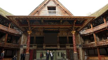 Барак Обама посетил театр "Глобус". / © Reuters