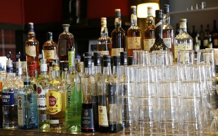 С сегодняшнего дня в Киеве официально запрещено продавать алкоголь в ночное время