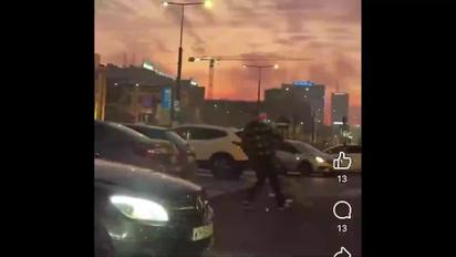 В Варшаве на паркинге жестоко избили украинку: ударили кулаком по лицу и копали в спину
