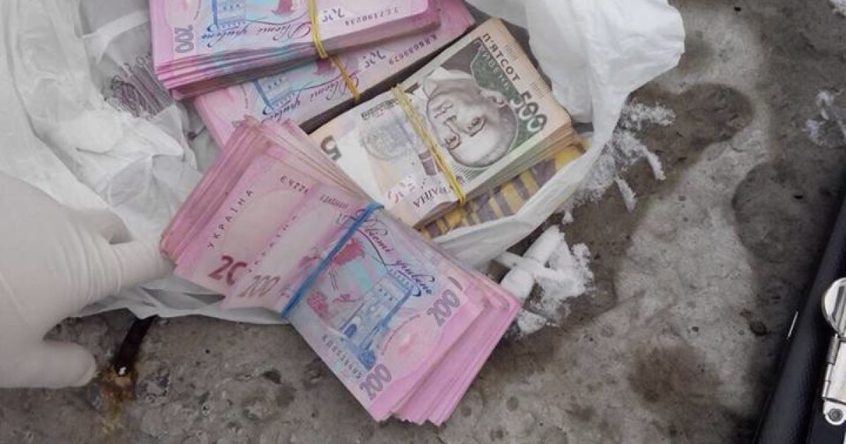 На Луганщині заступник мера Сєвєродонецька та помічник депутата погоріли на хабарі