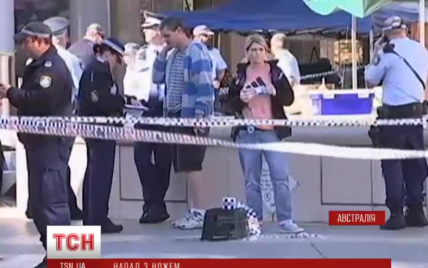 Під час спроби зупинити чоловіка з ножем австралійські поліцейські поранили 3 людей