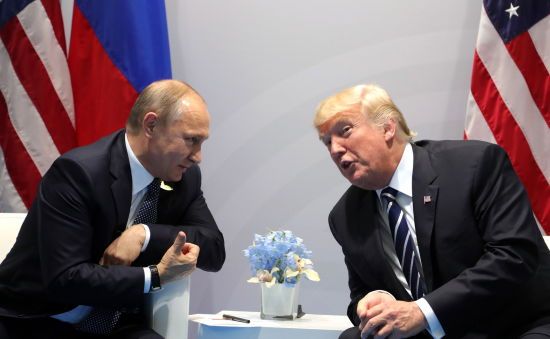 Трамп назвав Путіна "розумною людиною, яка хотіла миру" та знову оскандалився