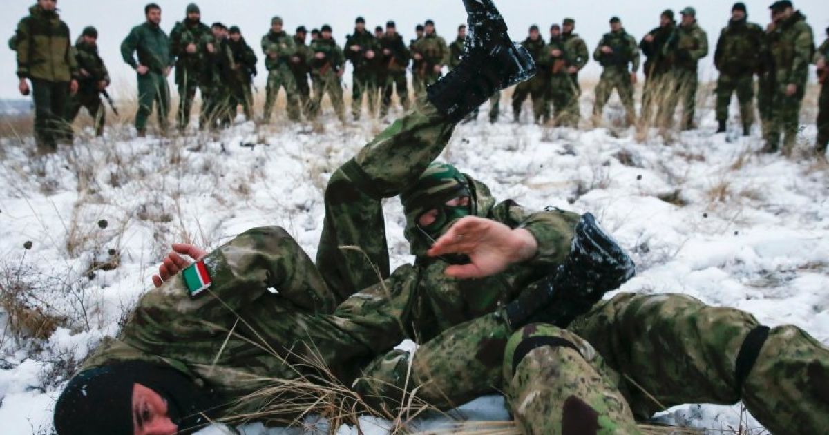 "Казаки" та бойовики продовжують ділити владу