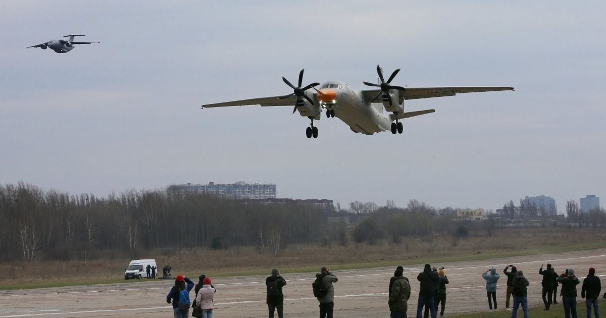 літак ан-132_3 / © УНИАН