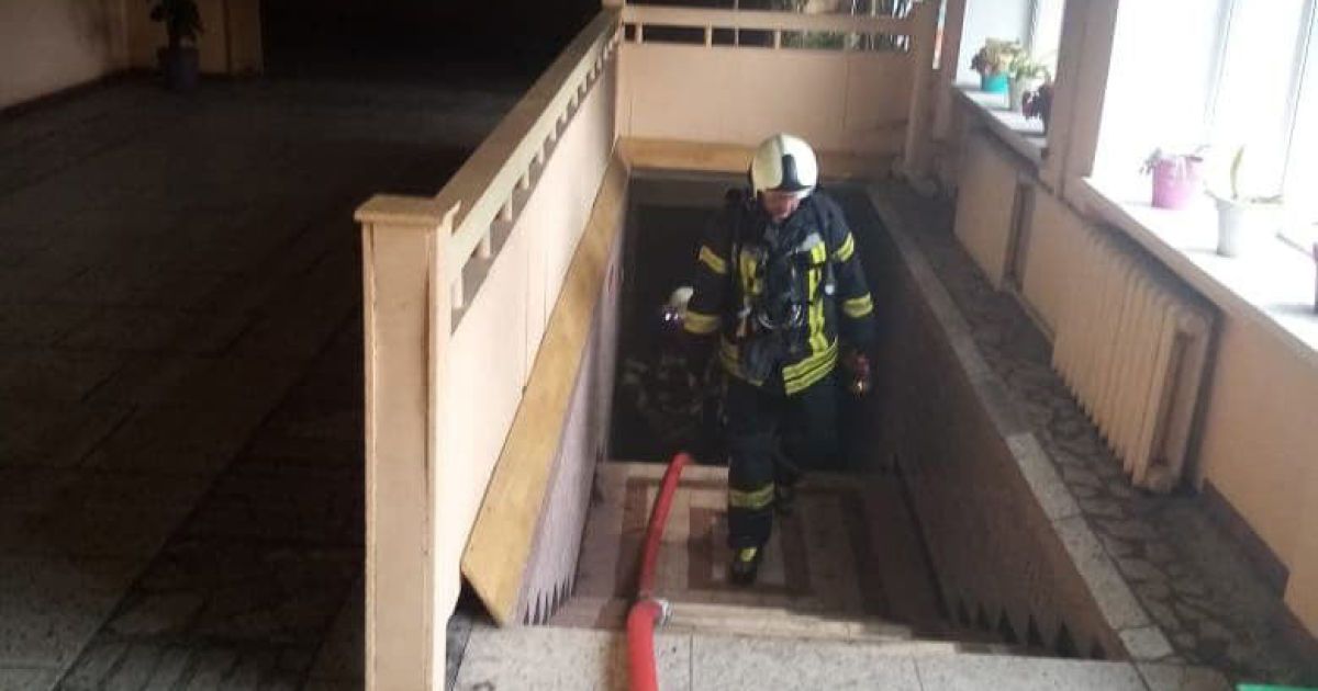 Пожежа в школі Києва_1 / © ГУ ДСНС у Києві