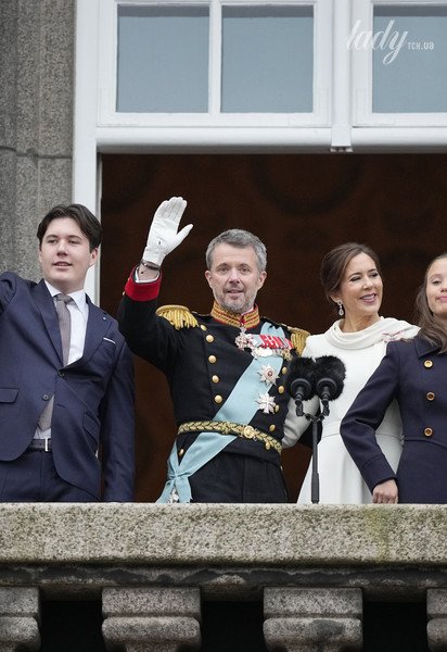 Король Фредерік X та королева Мері з дітьми / © Associated Press