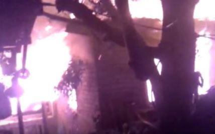 В Сети показали видео последствий мощных обстрелов Дзержинска