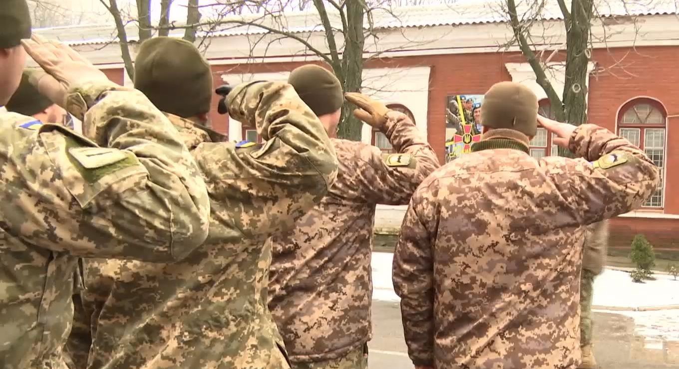 Кропивницкие спецназовцы почтили память собратьев, погибших в Дебальцевском котле