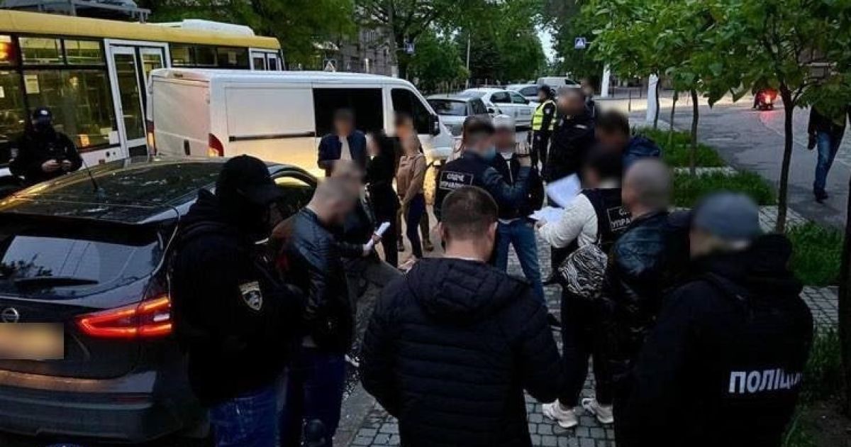 В Одессе задержали правоохранителей, устроивших "бизнес" на сутенерстве