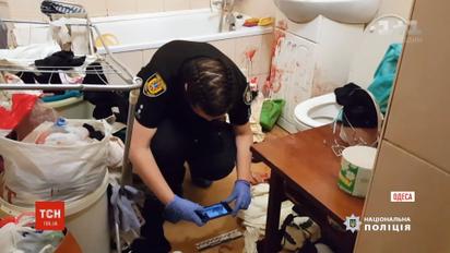 78-річний чоловік убив трьох людей мисливським ножем в Одесі