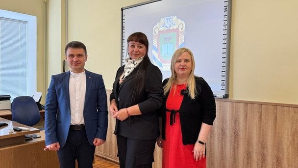 Над проектом три ученых университета работали в течение трех месяцев. Общественное Кропивницкий.