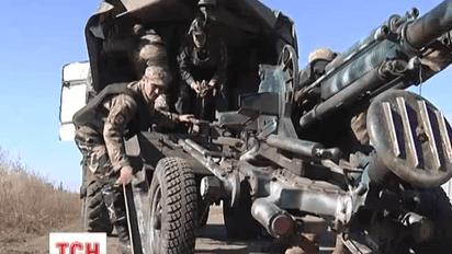 Сили АТО, попри провокації, сьогодні в 10 ранку почали відводити міномети на Донеччині