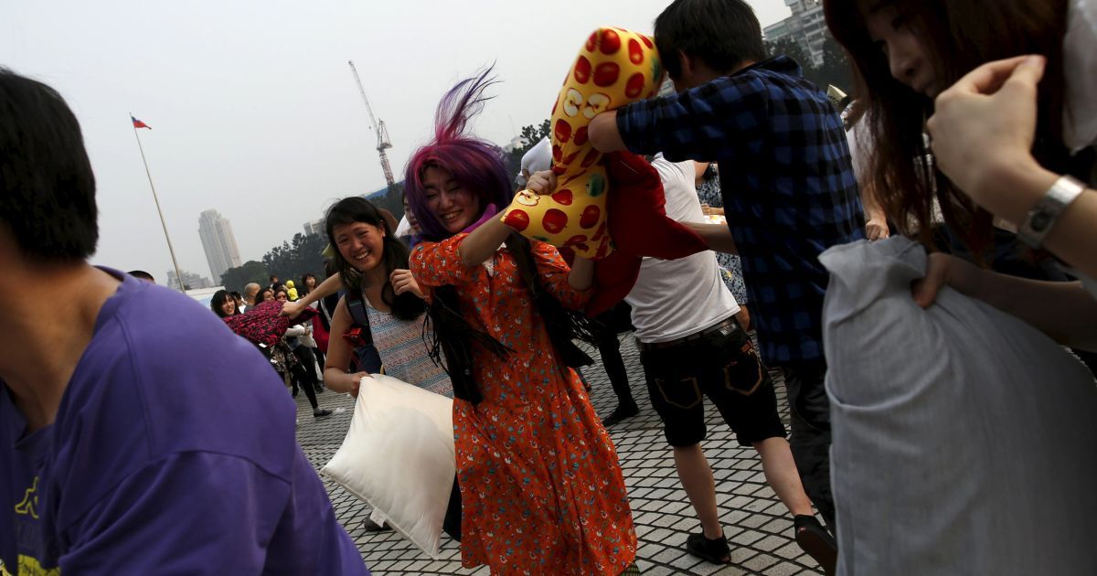 Подушечные бои на Тайване. / © Reuters