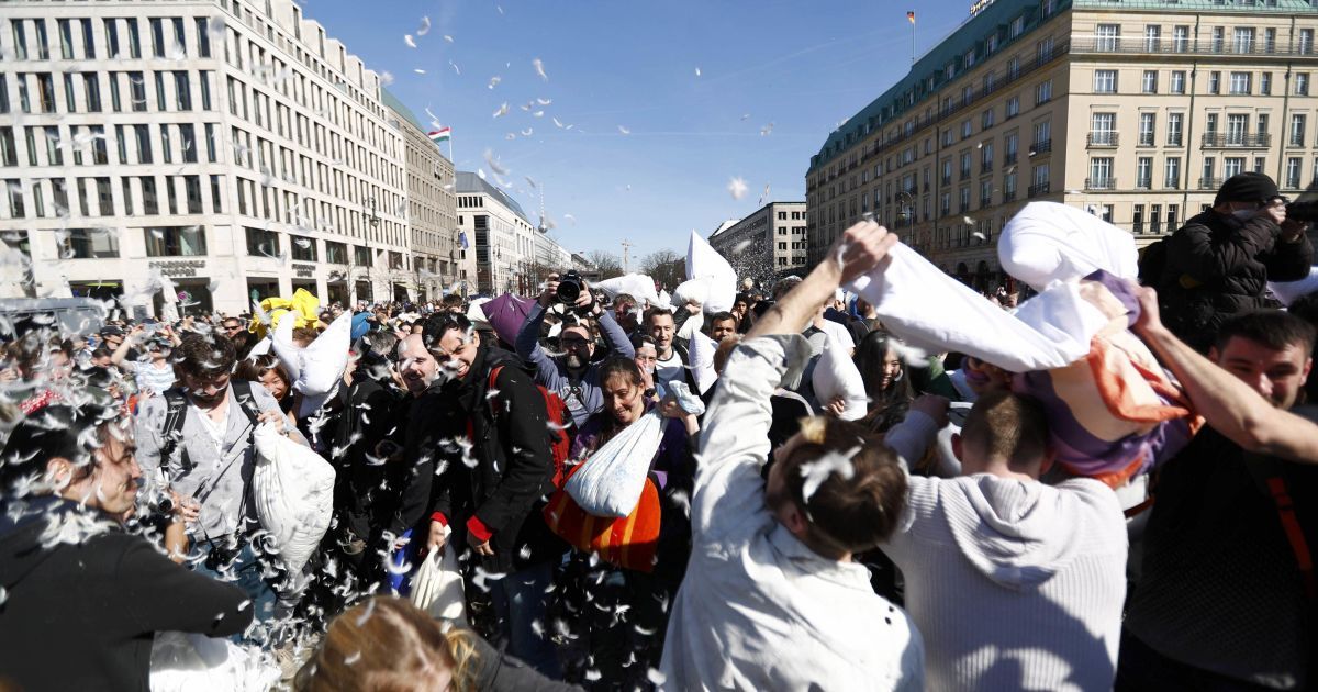 Подушечные бои в Берлине, Германия. / © Reuters