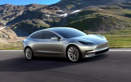 Смертельний автопілот: у США розпочали розслідування загибелі водія Tesla