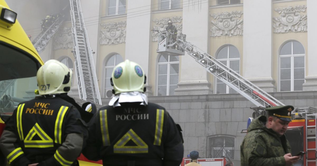 Пожежа у Міноборони РФ_4 / © Reuters