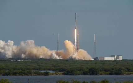 Спроба номер п'ять. Як SpaceX саджала ракету Falcon 9 на платформу в океані