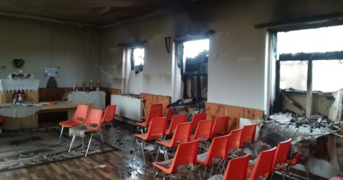 На Закарпатті у ромському поселенні згорів молитовний дім з дитячим садочком