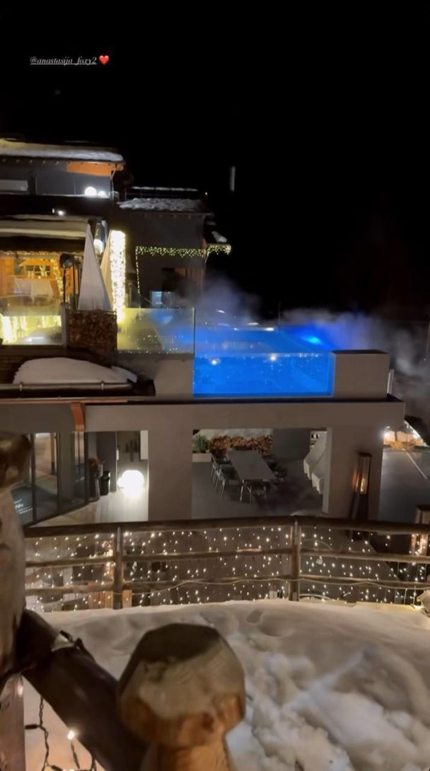 Мурат Налкакиоглу с девушкой / © instagram.com/muratnalca