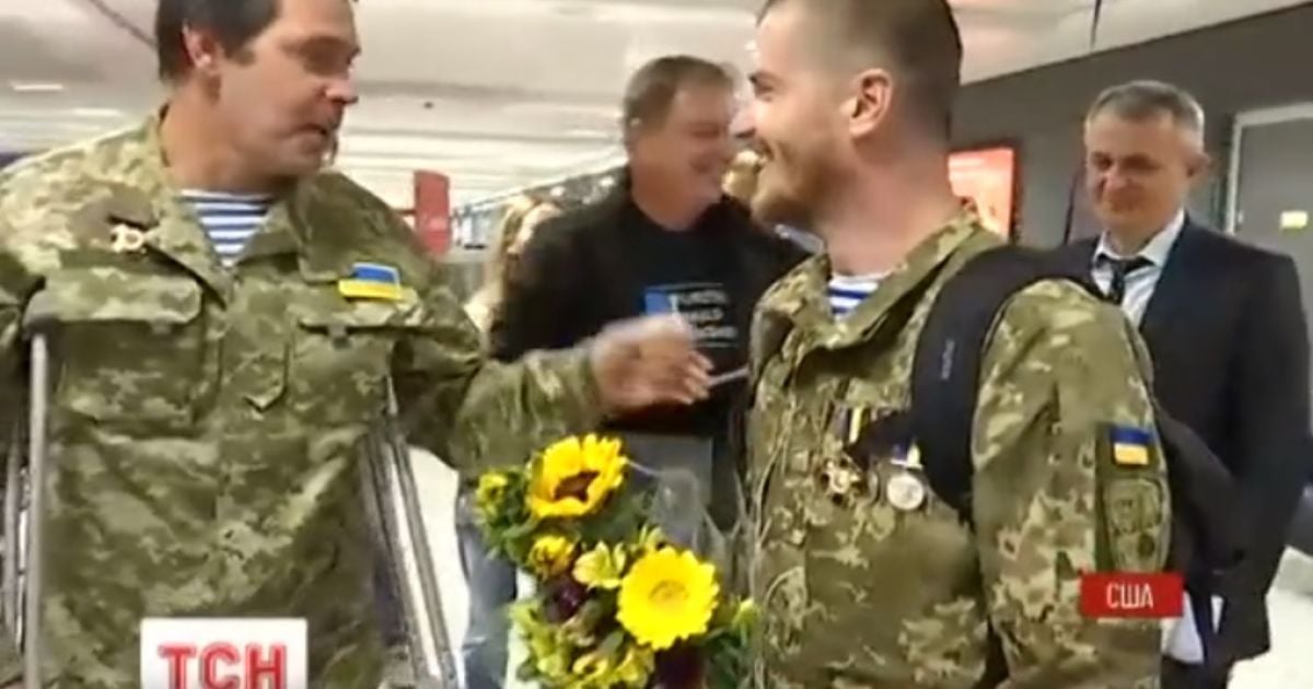 "Супермени й роботи": поранені в АТО бійці вперше пробігли марафон морпіхів США