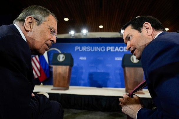 «Звірка годинників» між США і РФ: в Рубіо і Лаврова різні версії переговорів