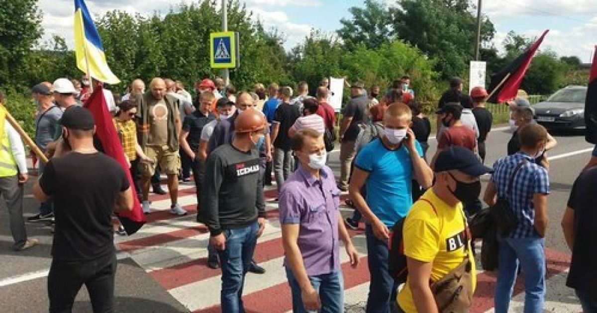 Львівські шахтарі вдруге перекрили міжнародну трасу Львів – Рава-Руська