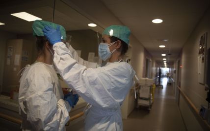 "Истощение персонала": руководитель столичной больницы рассказала о ситуации с коронавирусом в заведении