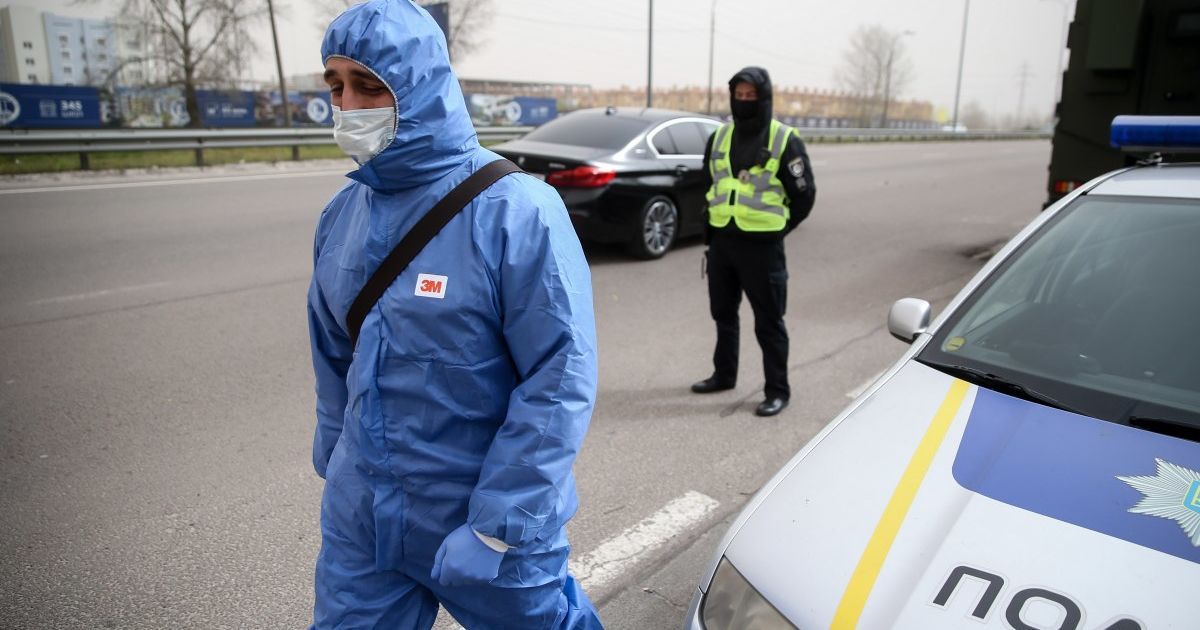 У Рівненській області повідомили про нові випадки коронавірусу серед пацієнтів від 7 до 82 років