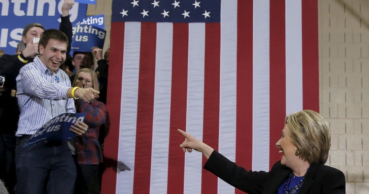 Демократический кандидат в президенты США Хиллари Клинтон прибыла на мероприятие предвыборной кампании в Милуоки, штат Висконсин, США. / © Reuters