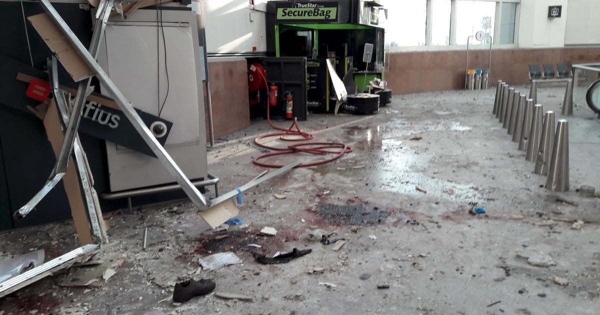 Последствия взрывов в аэропорту Завентеп в Брюсселе. / © Reuters