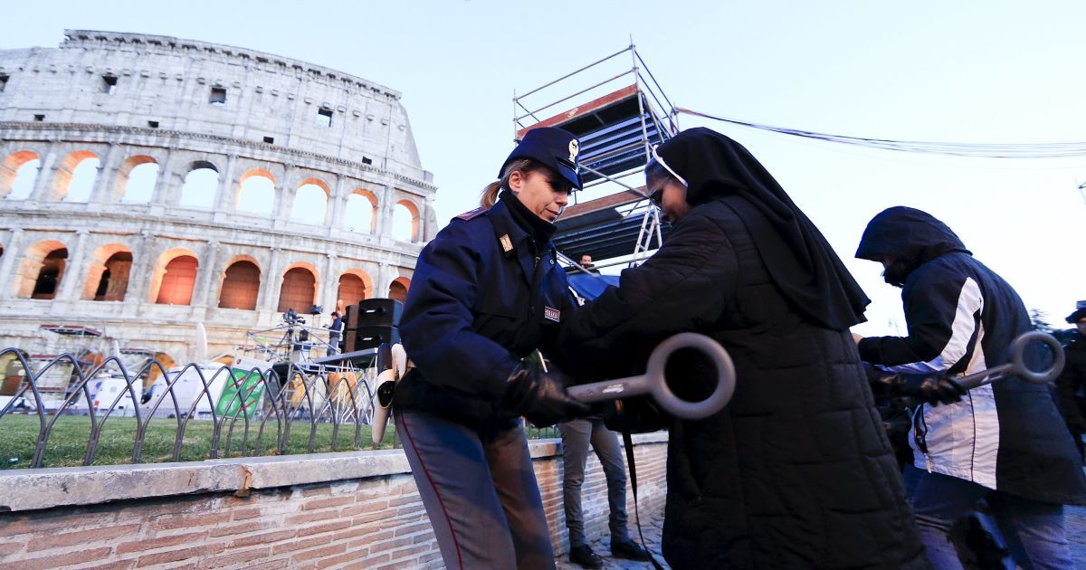 В Риме усилены меры безопасности в преддверии католической Пасхи