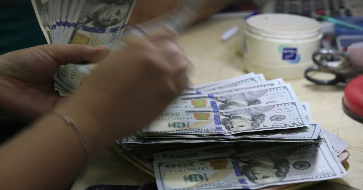 Доллар и евро подорожали в курсах НБУ на 6 апреля. Инфографика