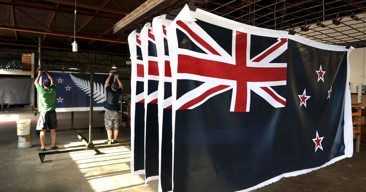 Жители Новой Зеландии не захотели жить под новым государственным флагом