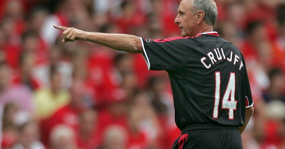 Легендарного Кройфа кремировали в Испании