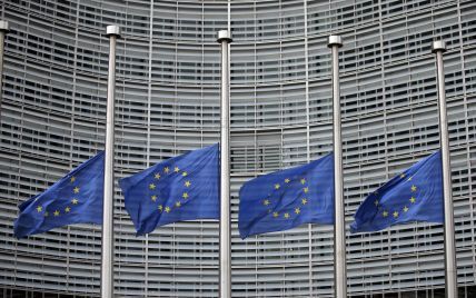 Еврокомиссар убежден, что Украина, Грузия и Косово получат безвизовый режим в этом году
