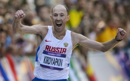 У шістьох російських легкоатлетів відібрали медалі через допінг