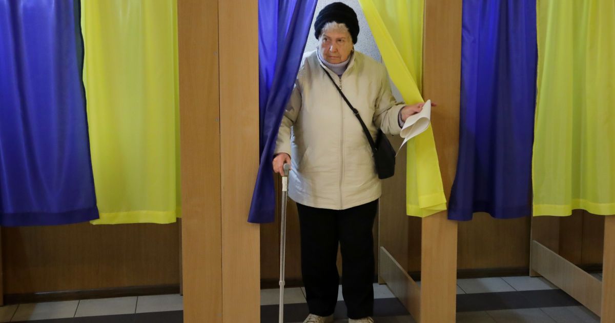 вибори, українці голосують_7 / © Associated Press