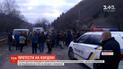 На Закарпатье молодые люди протестовали против строительства ограждения с Румынией