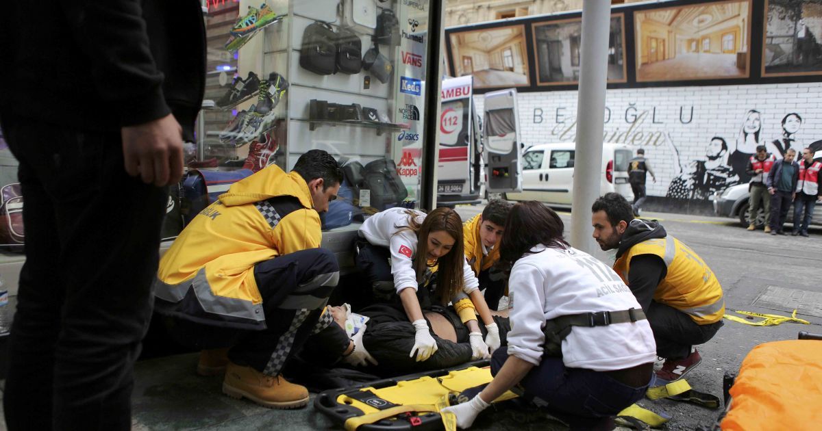 Взрыв в Стамбуле унес 5 жизней и ранил 36 человек