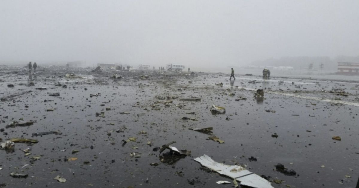 В Сети появилось видео с места авиакатастрофы в Ростове-на-Дону
