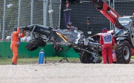 Небезпечна "Формула-1": страшна аварія Алонсо та тріумф Росберга