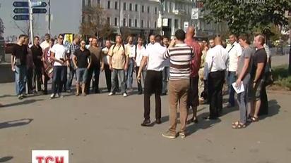 Біля Бессарабського ринку хорова капела доводила українцям, що Євробачення має пройти в Києві