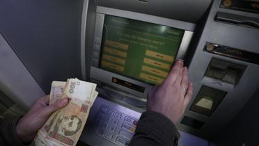 95% банкоматов работают - в НБУ рассказали о работе банковской системы в условиях карантина