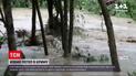 Новини України: у Криму двох жінок змив потік води -  одна загинула